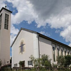 Letmathe-Friedenskirche-1-Bubo-250×250-1